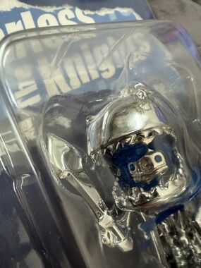 UMASOU Fearless the Knights Collectible Handcard. (Edward gaming international)